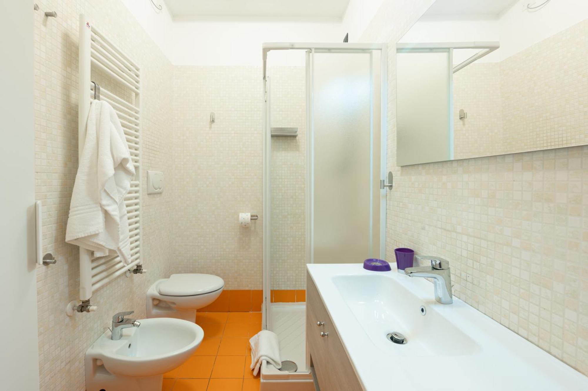 Parma Centro-Stazione Express Apartment Eksteriør billede